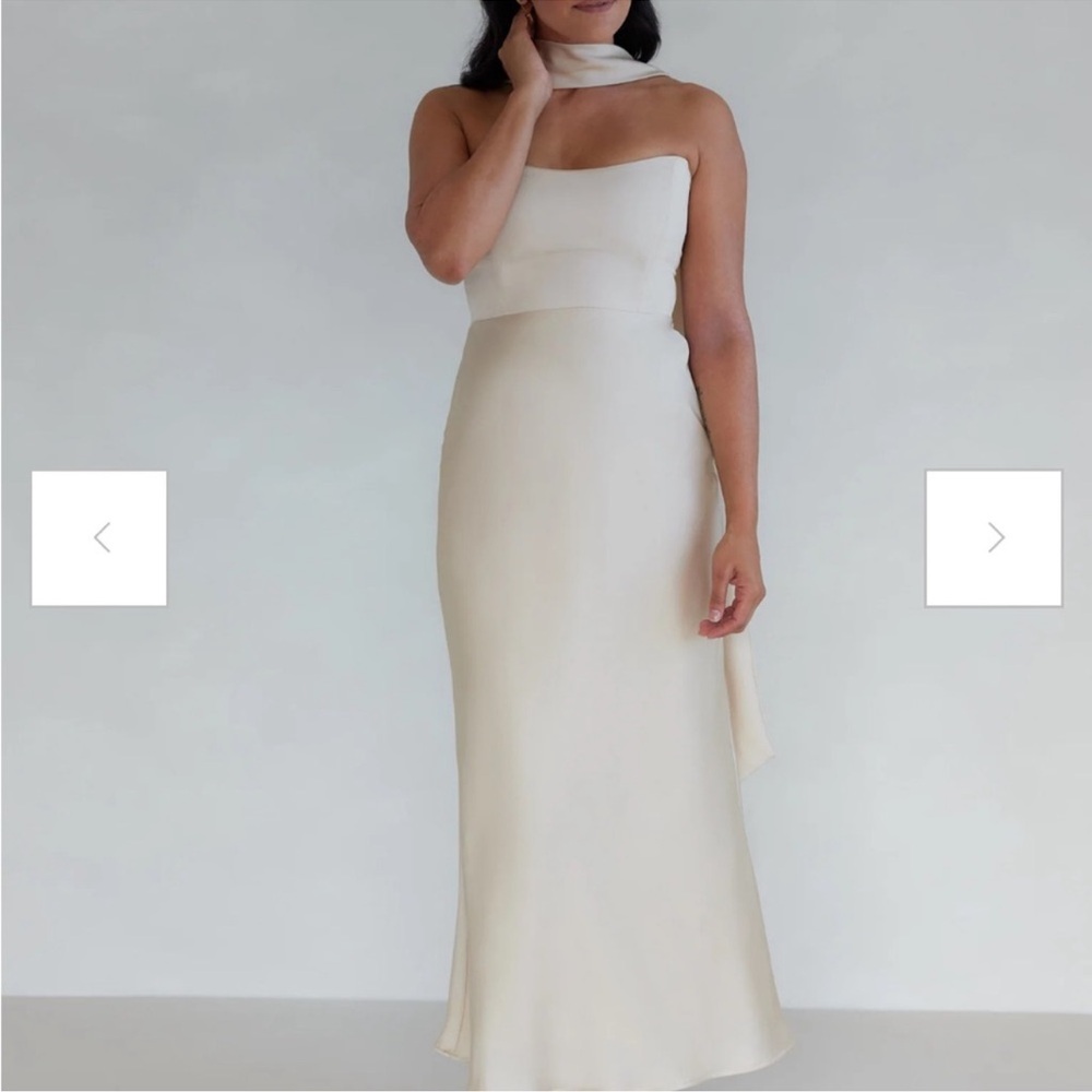 Park & Fifth Brodie Strapless Gown - Picture 4 of 6